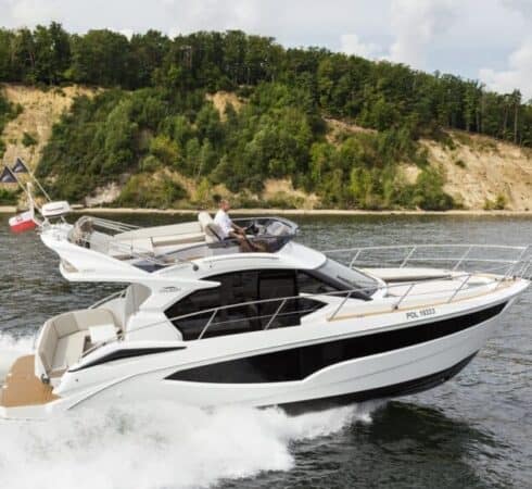 Galeon-360-Fly-490x450